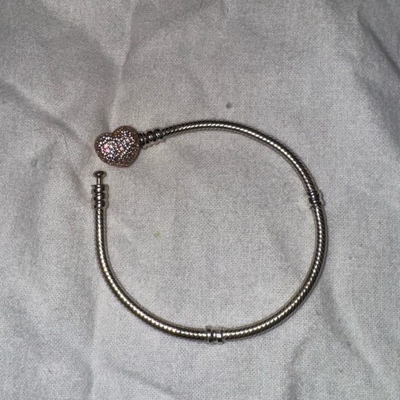 Pandora Pavé Sterling Silver Bracelet w 14k rose gold-plated heart clasp - - Picture 6 of 15